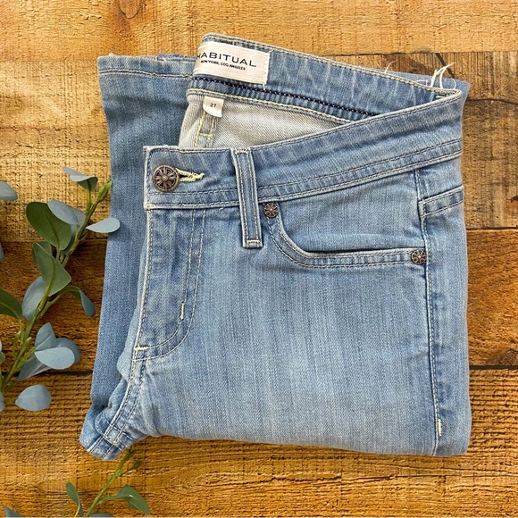 HABITUAL Light Wash Glory BOOTCUT JEANS, Celtic Cross on Pocket - Picture 4 of 14